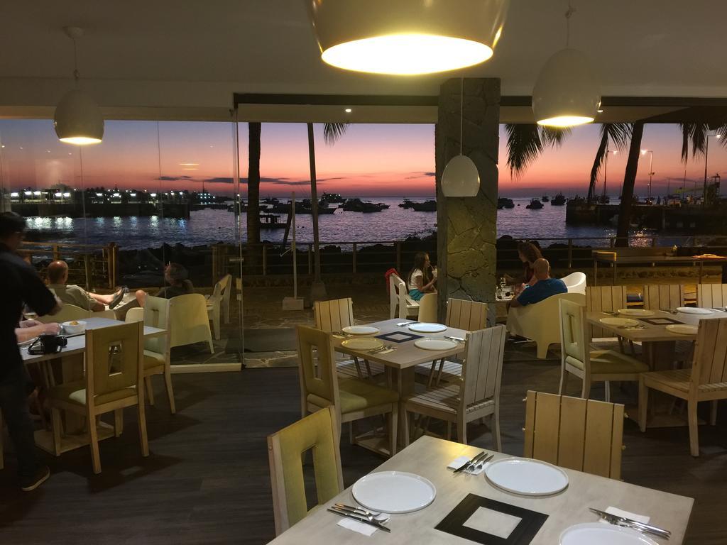 Отель Golden Bay Galapagos Пуэрто-Бакерисо-Морено Экстерьер фото